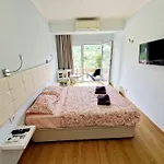 Casa de hóspedes Armanbel 2*